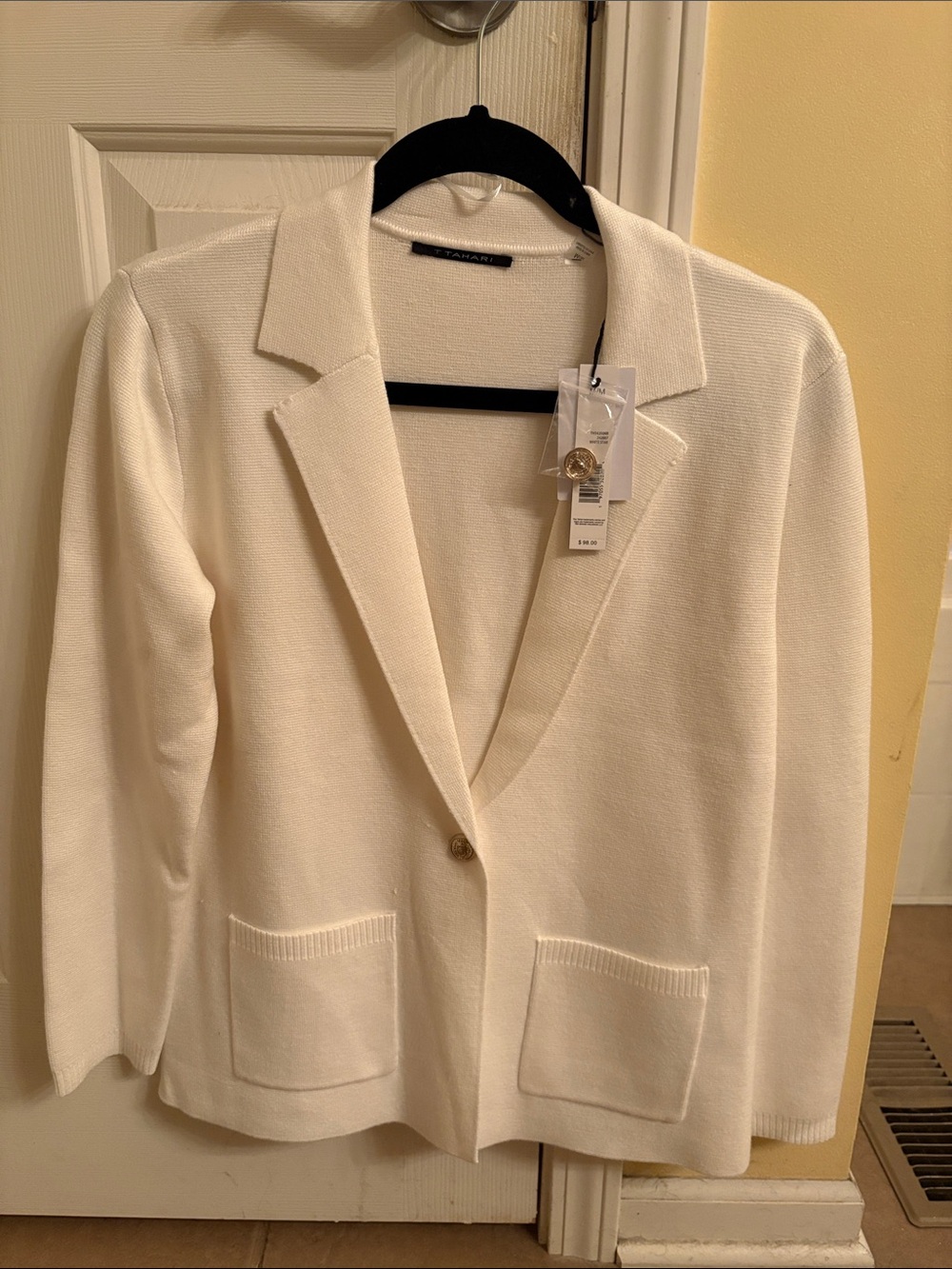 Tahari Cream Single-Button Knit Blazer
